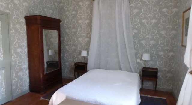 Domaine de Lamartine chambres d'hotes, Boek Bed and Breakfast Hotels in Rhone-Alpen met zwembad, Zwembad