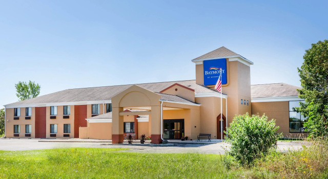 Baymont Inn & Suites by Wyndham Mukwonago, Réserver Hôtel Mukwonago Wisconsin