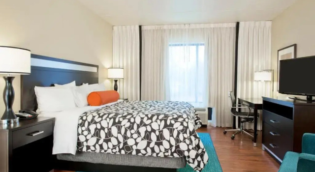 Run of House Hotel Indigo Atlanta Airport College Park by IHG