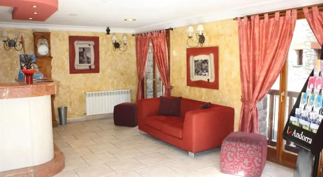 Apartamentos Segle XX, Забронировать Апартаменты/квартира Отели Грандвалира с парковкой, Парковка