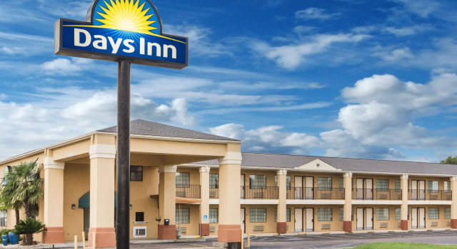 Days Inn by Wyndham Tallulah, Boek Hotel Hotels in Missouri met zwembad, Zwembad