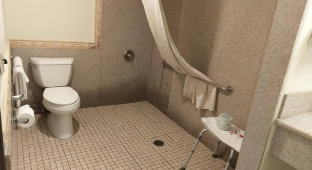 Номер Standard Travelodge by Wyndham Costa Mesa Newport Beach Hacienda