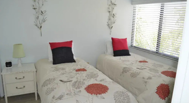 Cove II 732F 2 Bedroom Condo By Midnight Cove II