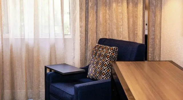 Шестиместный номер Standard Hilton Santa Cruz Scotts Valley