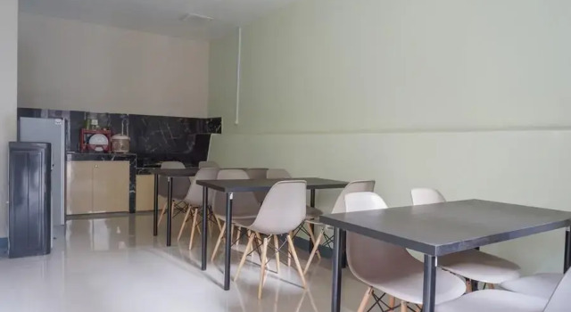 Residences by RedDoorz near MT Haryono (Minimum Stay 6 Nights), Book Bed and Breakfast Jakarta Jakarta Province