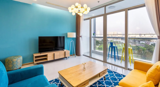 Апартаменты с 4 комнатами с балконом Stephen's Riverside Apartments