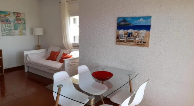 Carcavelos Surf Beach House, Book Hotel Carcavelos 