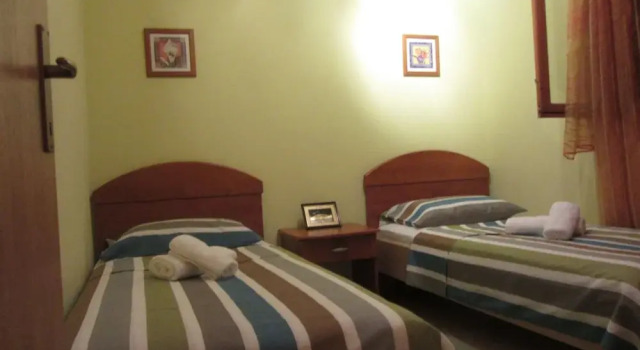 Apartment Maestral, Забронировать Апартаменты/квартира Отели Биоград-на-Мору с парковкой, рядом с Частный Пляж «Кемп Сенди», Парковка