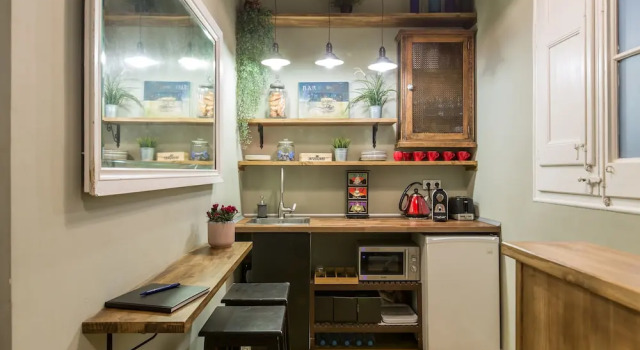 Трёхместный номер Standard с балконом El Born Guest House by Casa Consell