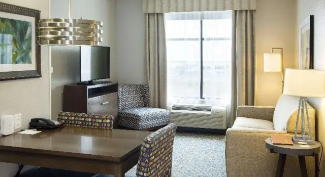 Четырёхместный люкс c 1 комнатой Homewood Suites by Hilton Houston/Katy Mills Mall