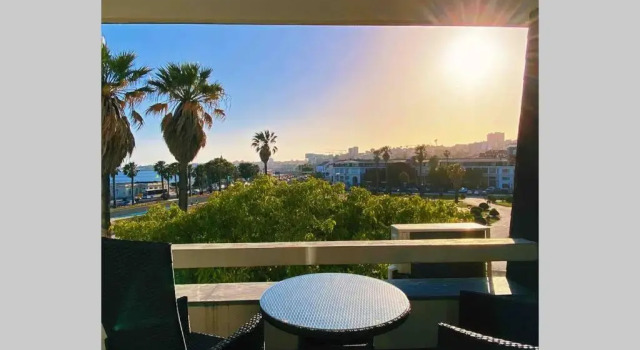 SEA VIEW w/ Balcony 2 mins walk to Beach & Casino