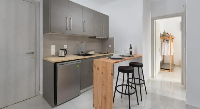 Апартаменты Deluxe L & C Boutique Apartments