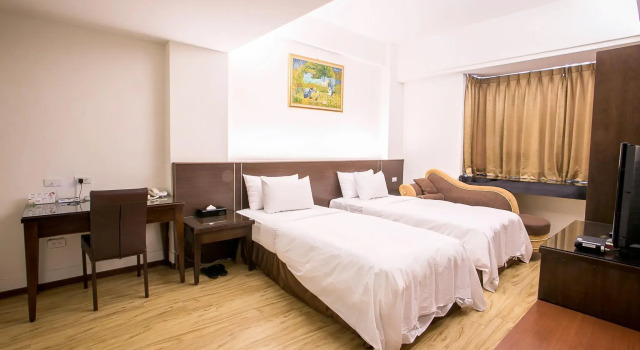 Двухместный номер Standard Huang Shin Business Hotel - ZhongGung Branch