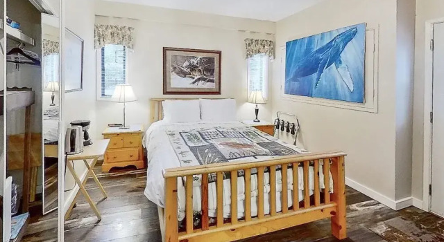 Люкс Salty Towers Oceanfront Cottages