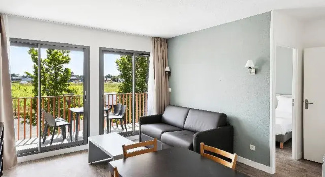 Апартаменты c 1 комнатой с балконом All Suites Appart Hôtel  Bassin d'Arcachon - Dune du Pilat