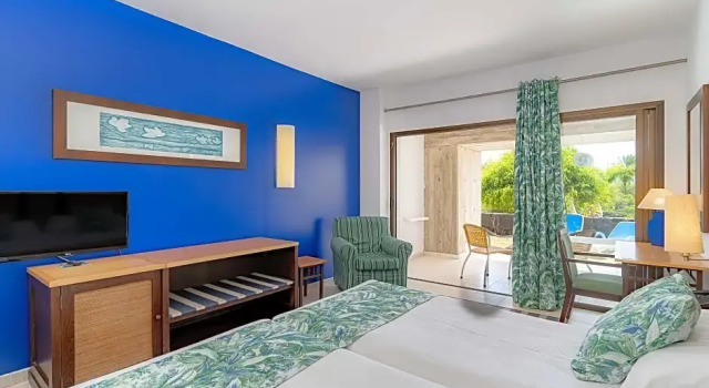 Номер Economy Hotel Costa Calero Thalasso & Spa