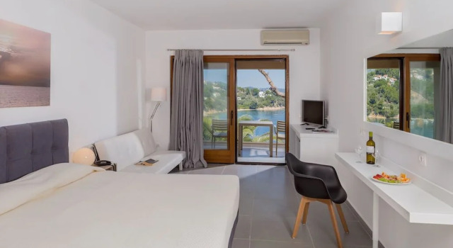 Двухместный номер Superior Deluxe с видом на море Cape Kanapitsa Hotel & Suites