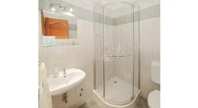 Hotel Hubertus Zebegeny, Забронировать Отель Зебегень 