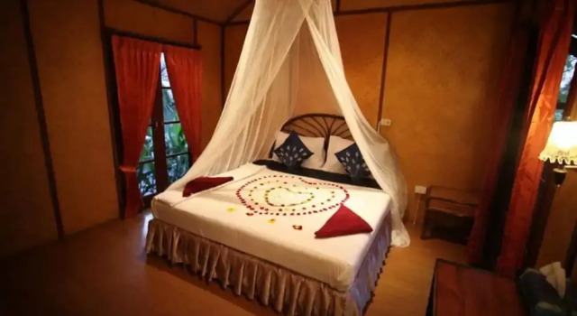 Bamboo Hideaway Samui Resort