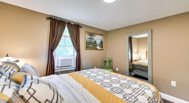 Коттедж Charming East Durham Home - 2 Mi to Water Park