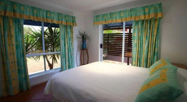 Oceanic 141 Beach House