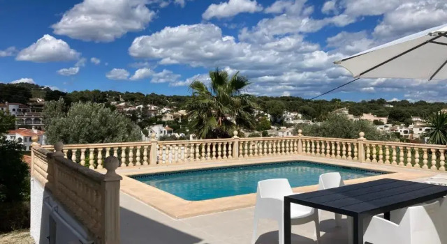 Вилла Villa mit privatem Pool 10 Minuten vom Strand mit kostenlosen WiFi