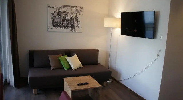 Apart Alpin, Rezerwuj Hotel Hotele w Tyrol z parkingiem, Parking