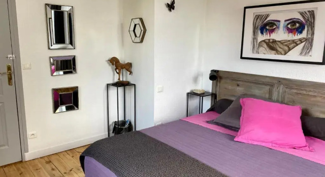 Domaine d'Aromm, Boek Hotel Ouches Parijs