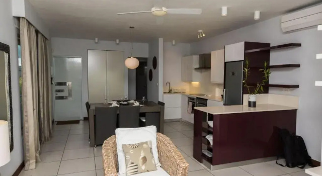 AH 5-Seafront,Premium,Luxurious,Serviced Apartment, Prenota Appartamento Hotel a Mauritius Costa Nord con piscina, Piscina