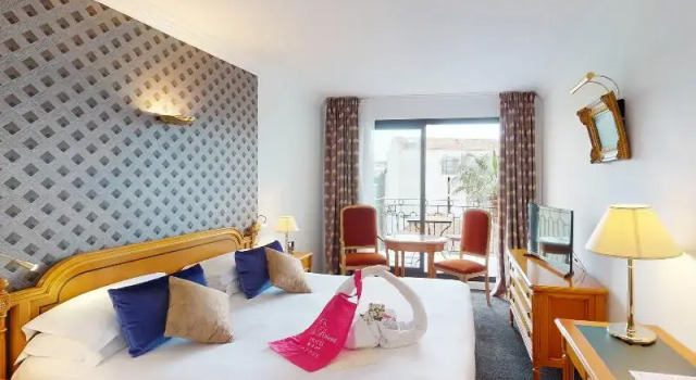 Номер Standard Sun Riviera Hotel