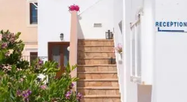 Aparthotel 3 Stars Finikas