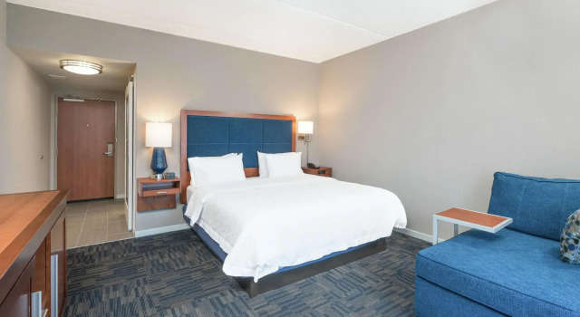 Двухместный номер Standard Hampton Inn & Suites Newburgh Stewart Airport, NY