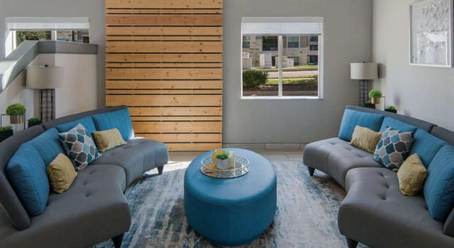 Quality Inn & Suites Roanoke - Fort Worth North