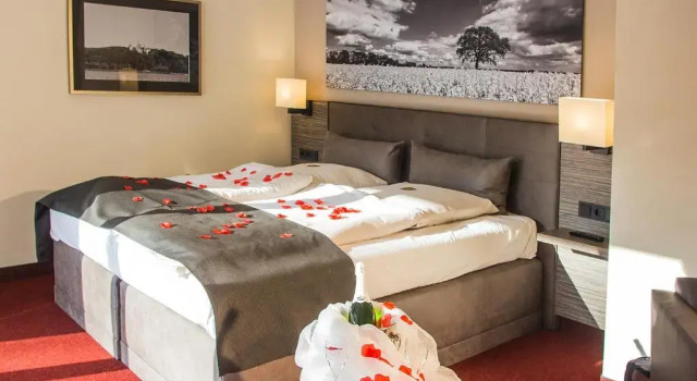 Parkhotel Ahrbergen, Book Hotel Ahrbergen Weser Uplands