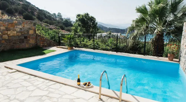 Вилла с 2 комнатами с видом на море Istron Collection Villas