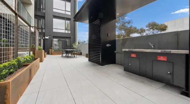 Elegant Studio With Parking, Buchen Sie Ferienwohnung Braddon Australian Capital Territory