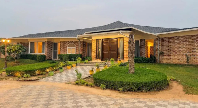 Spree Farmstay, Faridabad, Varaa Lomakoti Faridabad Haryana