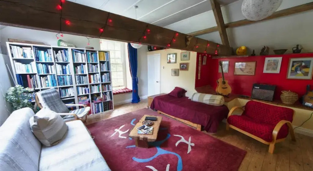 Home Stay at Lledgwial