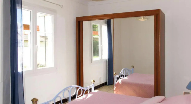 Holiday Home La Pitchoune - SFP100, Забронировать Отель Сис-Фур-Ле-Плаж Var coast