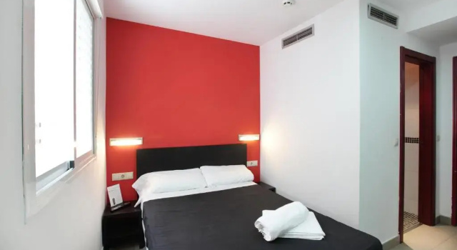 Двухместный номер Standard Room Valencia