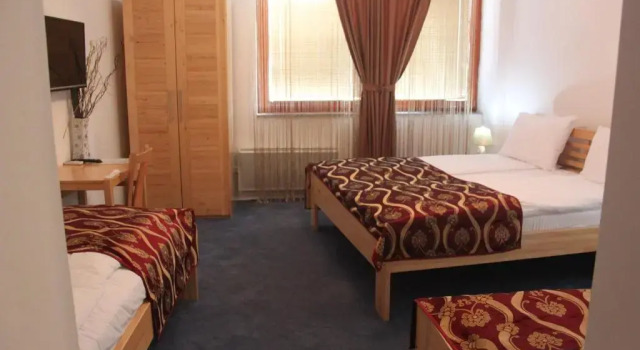 Четырёхместный номер Standard Hotel Berr