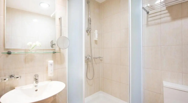 Одноместный номер Standard с балконом и с частичным видом на море Aminess Vival Grand Azur Hotel