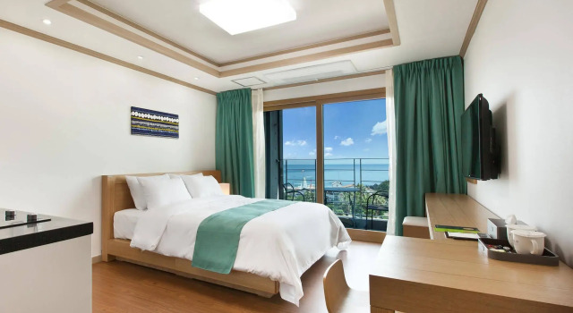 Familia Hotel, Забронировать Отель Отели Согвипхо с парковкой, Парковка