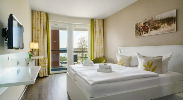 Radlon Fahrrad-Komfort-Hotel, Забронировать Отель Варен Мюриц