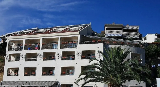 Turisticki apartmani Natalia