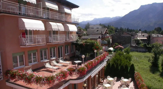 Hotel Acler
