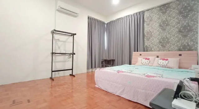 Oyo 90187 Hello Kitty Homestay - Gated Sibu, Rezerwuj Hotel Hotele w Sarawak z parkingiem, Parking