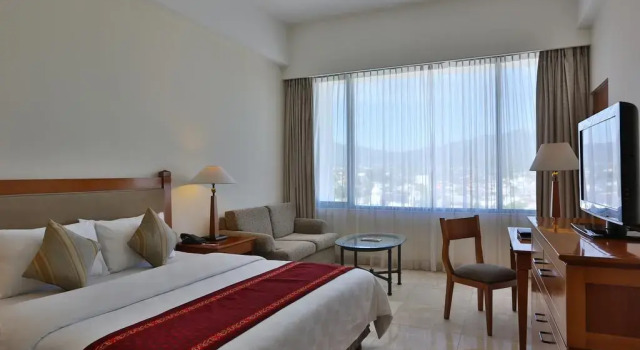 Номер Deluxe Aryaduta Manado
