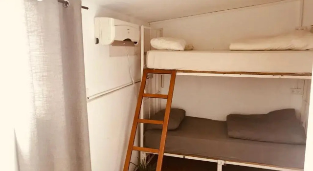 Трёхместный номер Standard Al Yakhour Hostel