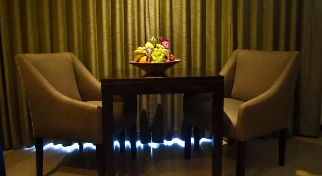 Люкс Cresta Rileys Hotel